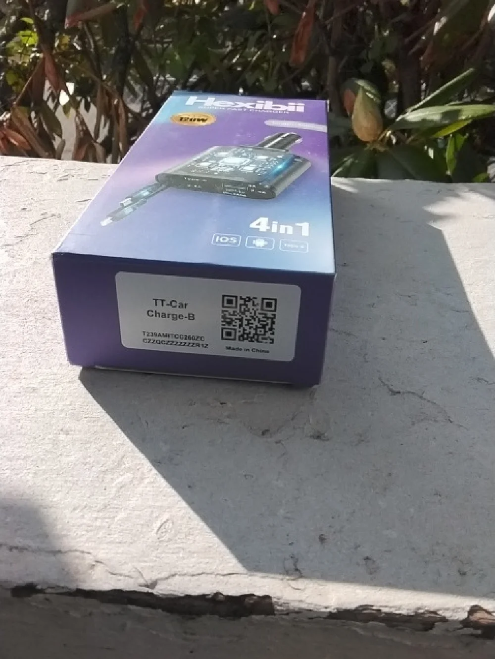 Hexibii NIB 4-in-1 Super Fast Car Charger - Purple Box